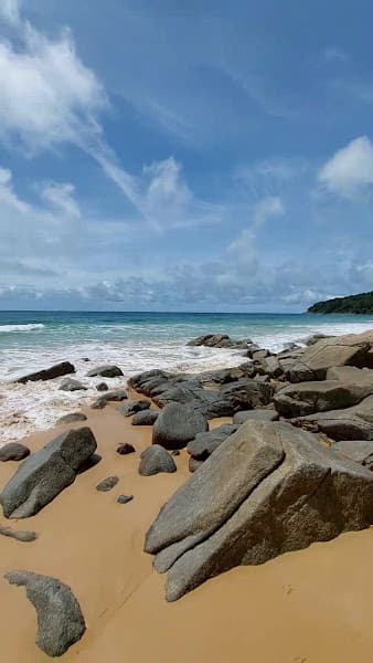 Naithon beach wooden bridge