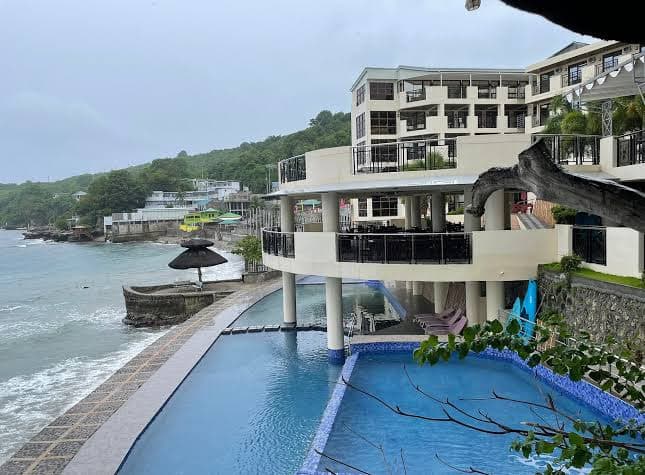 Playa Montana Beach Hotel