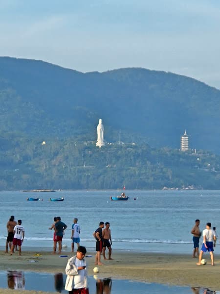 Bãi Biển Sơn Trà