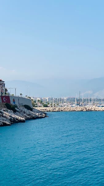 Finike Belediyesi Kadınlar Plajı