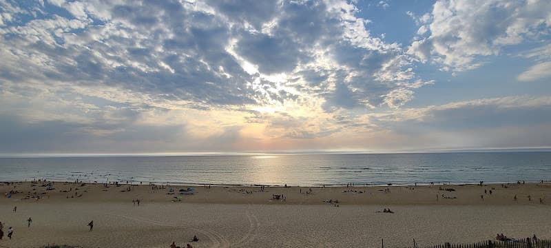 Plage des casernes