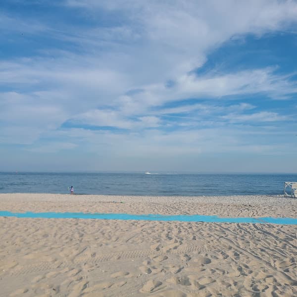Cedar Overlook Beach