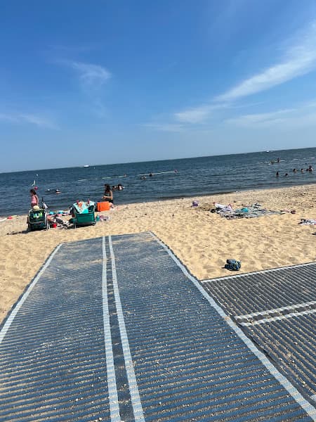 Islip Town Beach
