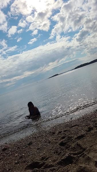 Bluff Point Beach