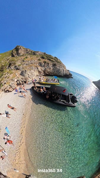 Dafina Bay