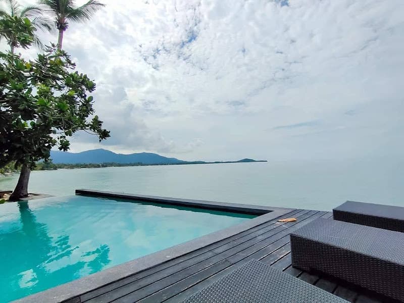 Escape Beach Resort