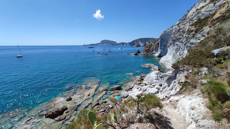 Spiaggia Schiavone