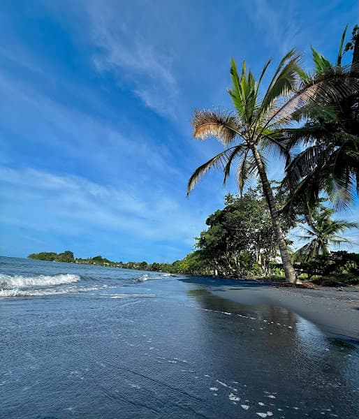 Playa Negra