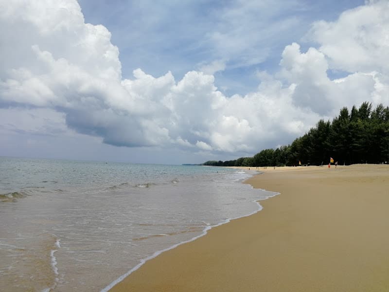 Nai Yang Beach