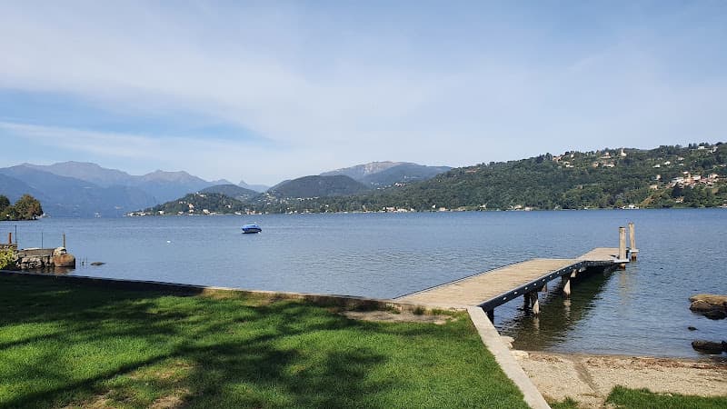 Spiaggia communale di Pettenasco