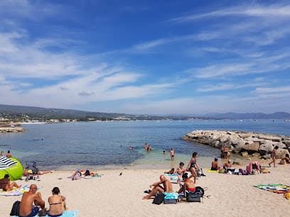 Plage des Capucins