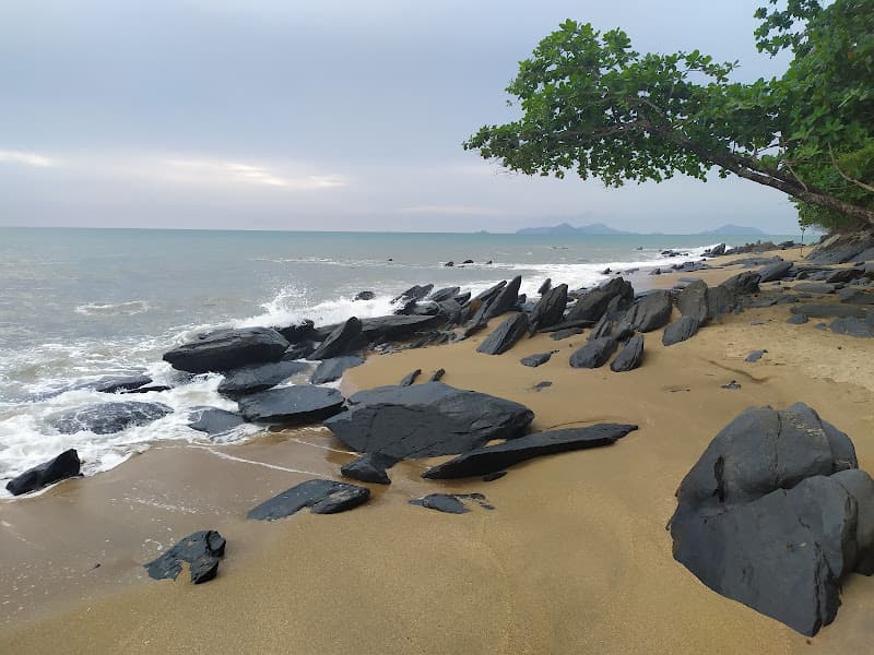 Ao Kat Beach