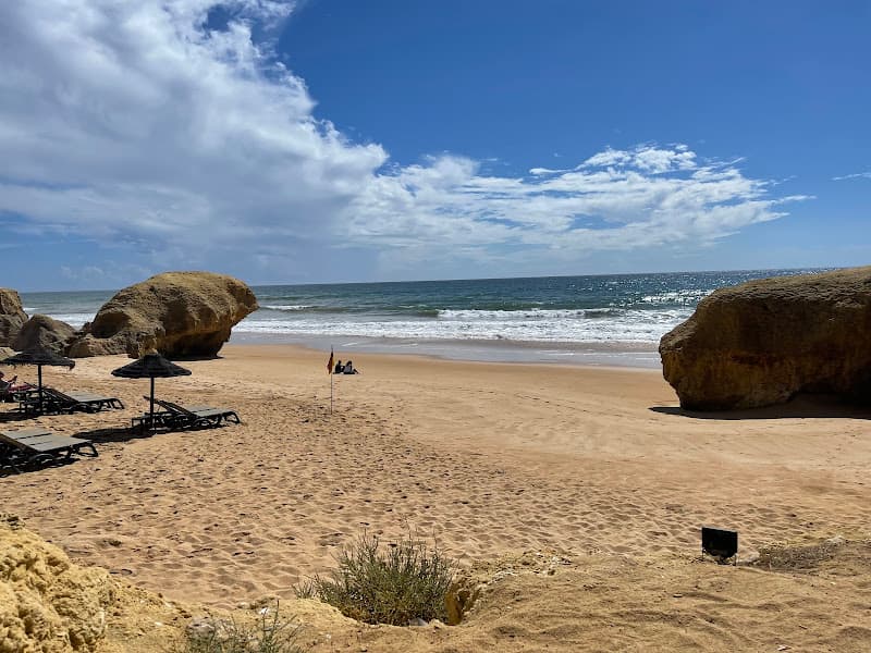 Praia da Galé (leste)
