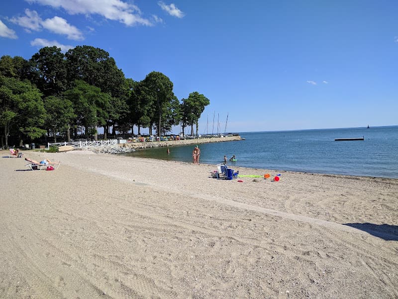 Bayley Beach