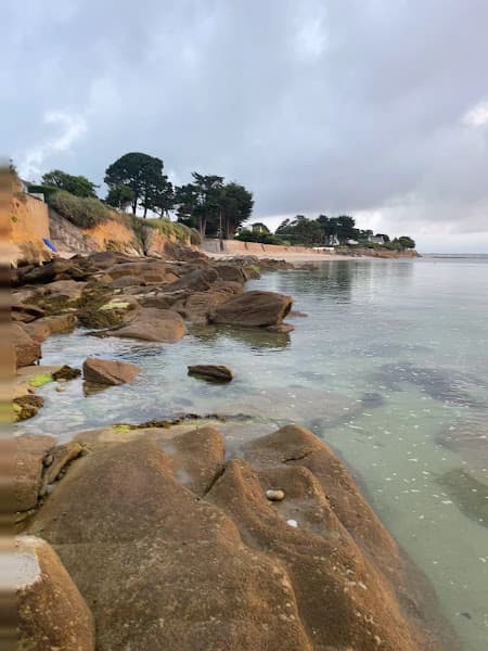 Plage de Kerhostin