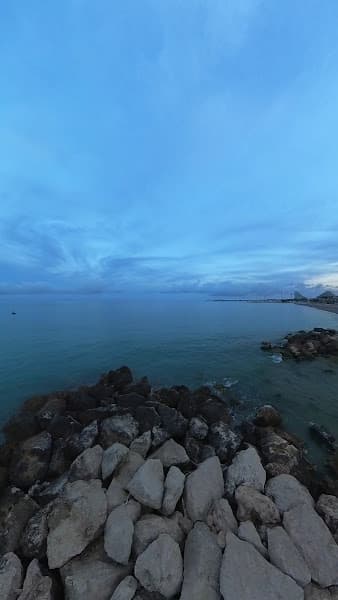 Plage publique du Centre Nautique