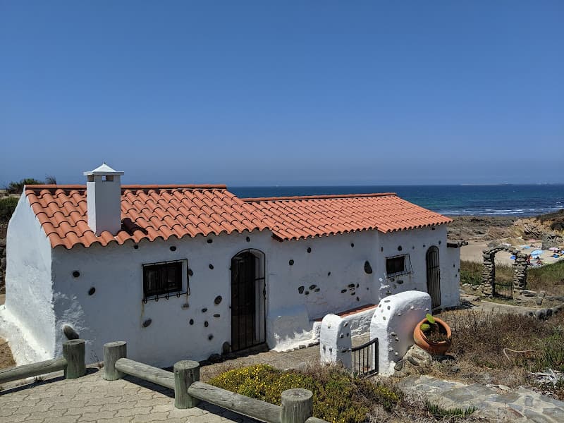 Praia da Pelengana
