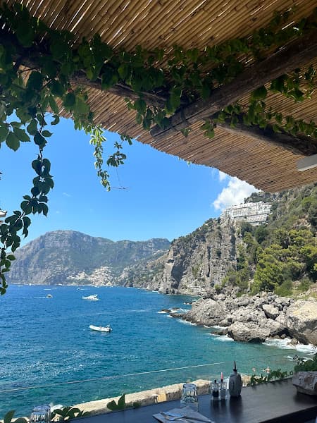 Gavitella beach