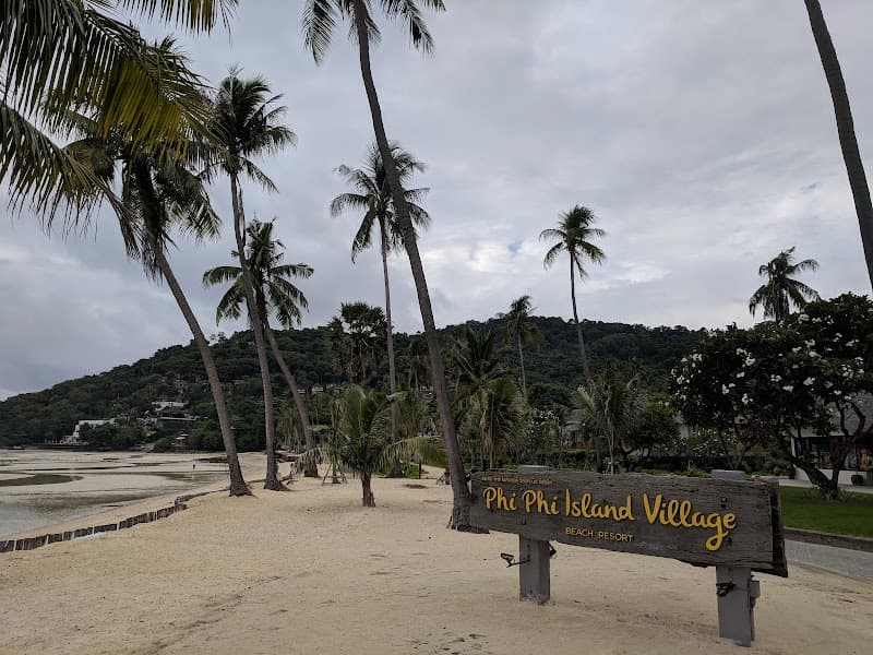 Lo Ba Khao Beach