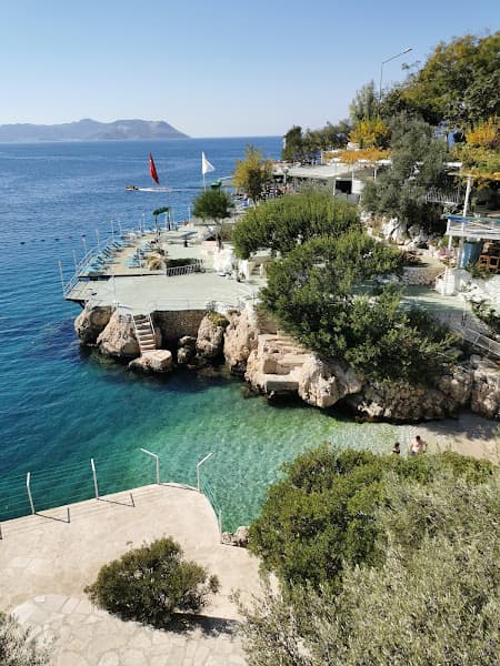 Küçük Çakıl Plajı