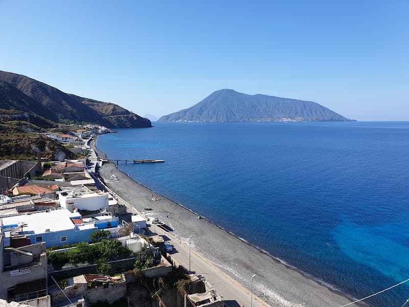 Spiaggia Acquacalda