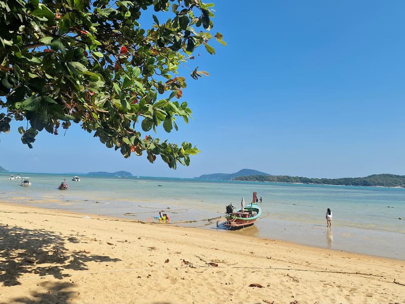 Laem Ka nude beach
