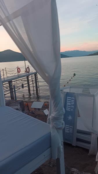 Nautica Beach