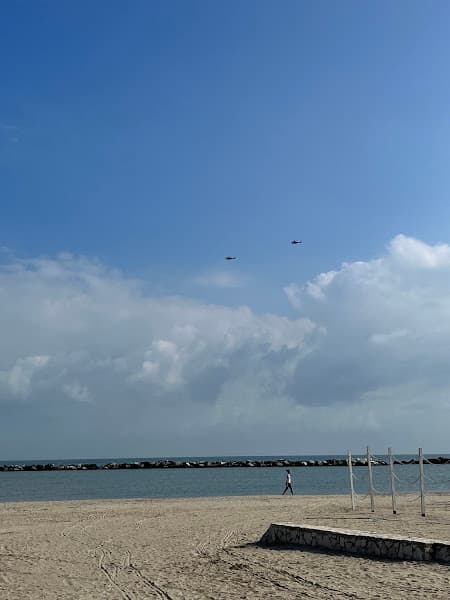 Free beach