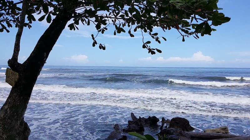 Playa Negra