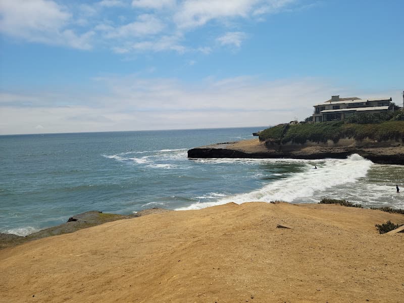 Sunny Cove Beach