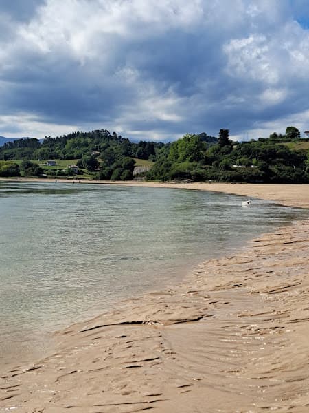 Playa de Oyambre