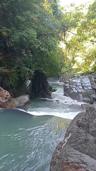 Las Pailas de Pozo Azul