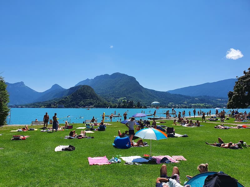 Plage municipale de Talloires